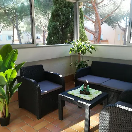Les Ecureuils A La Mer Apartment *